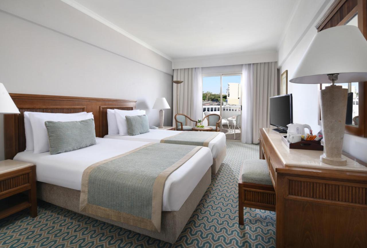 Iberotel Отель 4*